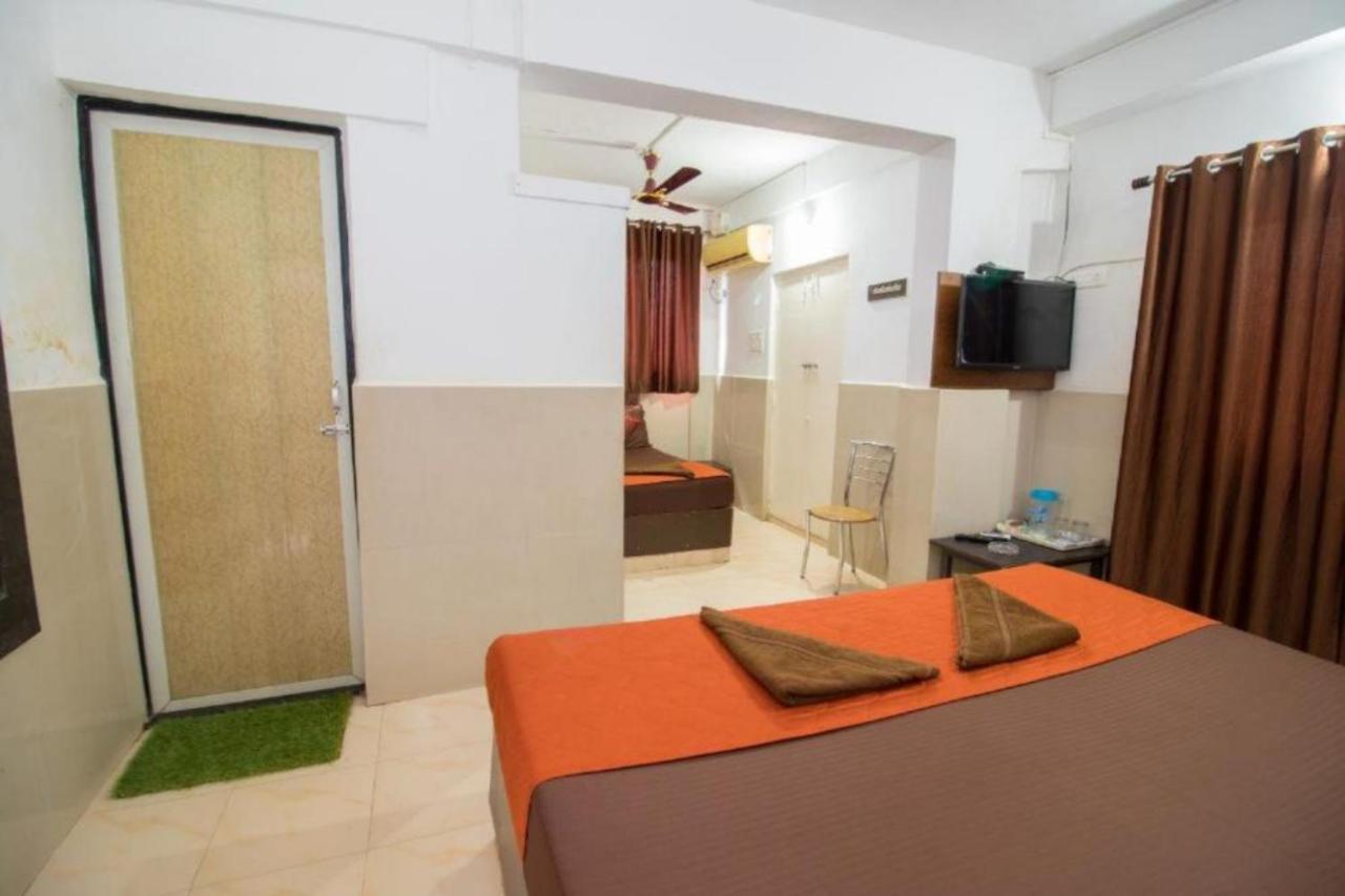 Grg Traveller Hotel Panaji Exterior foto