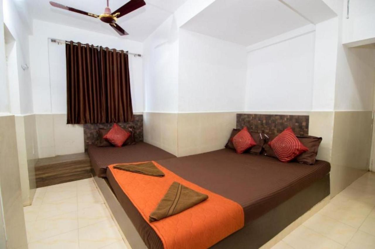 Grg Traveller Hotel Panaji Exterior foto
